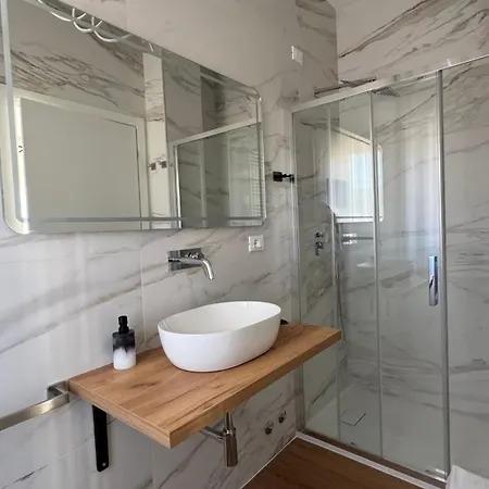 Apartment Suite Appartamento *