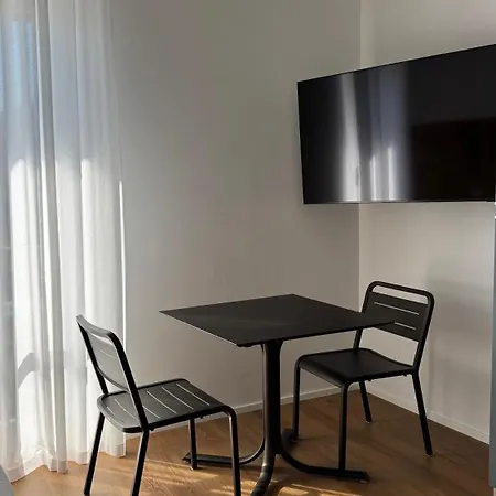 Apartment Suite Apartment *