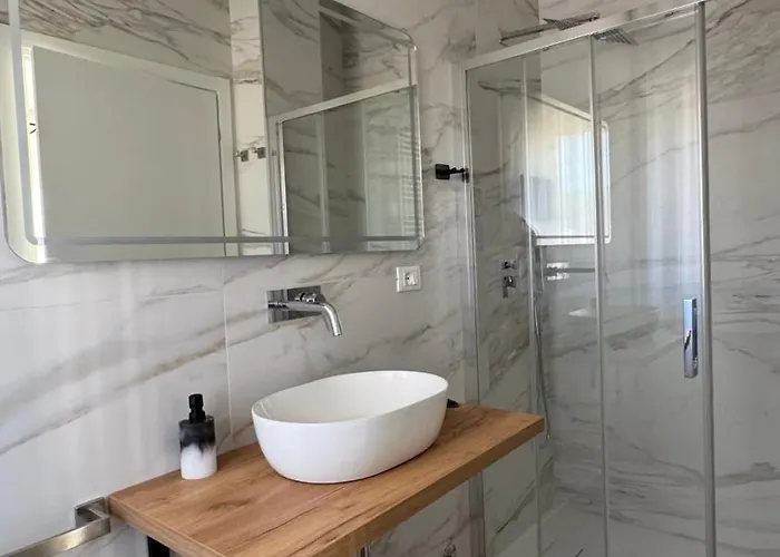 Apartment Suite Apartman *